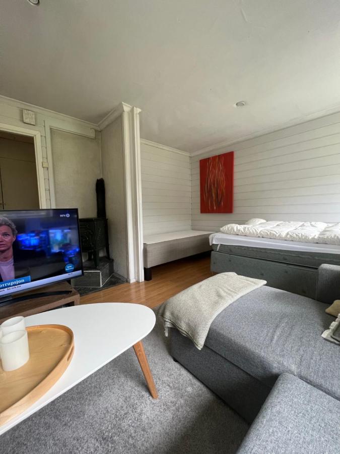 Cosy Apartment With Free Parking เบอร์เกน ภายนอก รูปภาพ